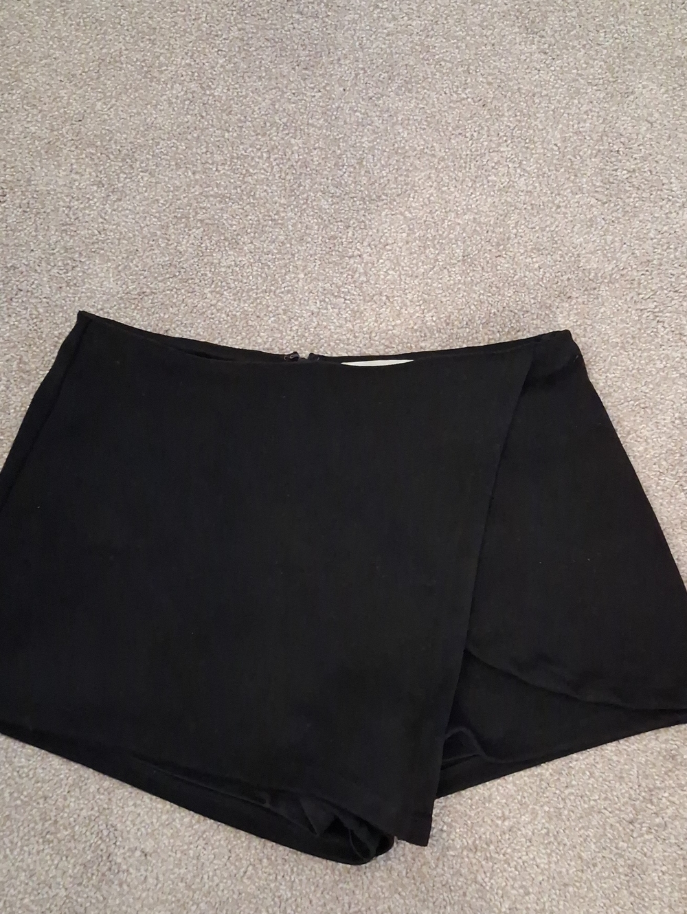 She + Sky Miss's/ Junior Small Black Velvet Wrap-Front Skort